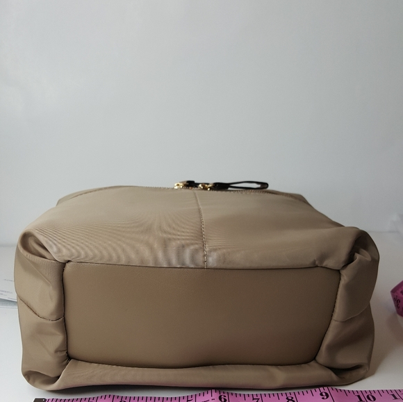 Adrienne Vittadini Nylon cross body bag - Picture 6 of 11